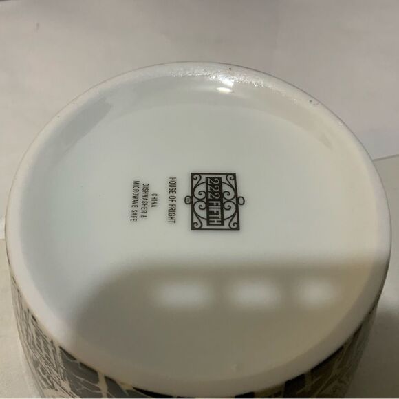 222 Fifth Halloween 4-1/2" Ceramic Appetizer Snack Bowls set of 4 G22 - Picture 3 of 6